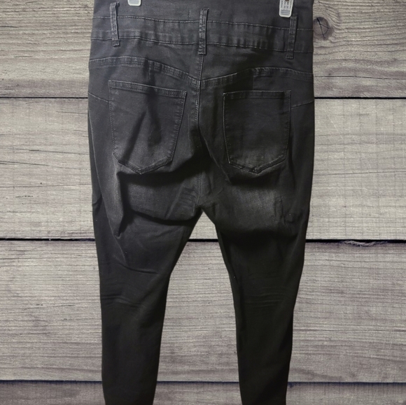 Jeans - Picture 2 of 2